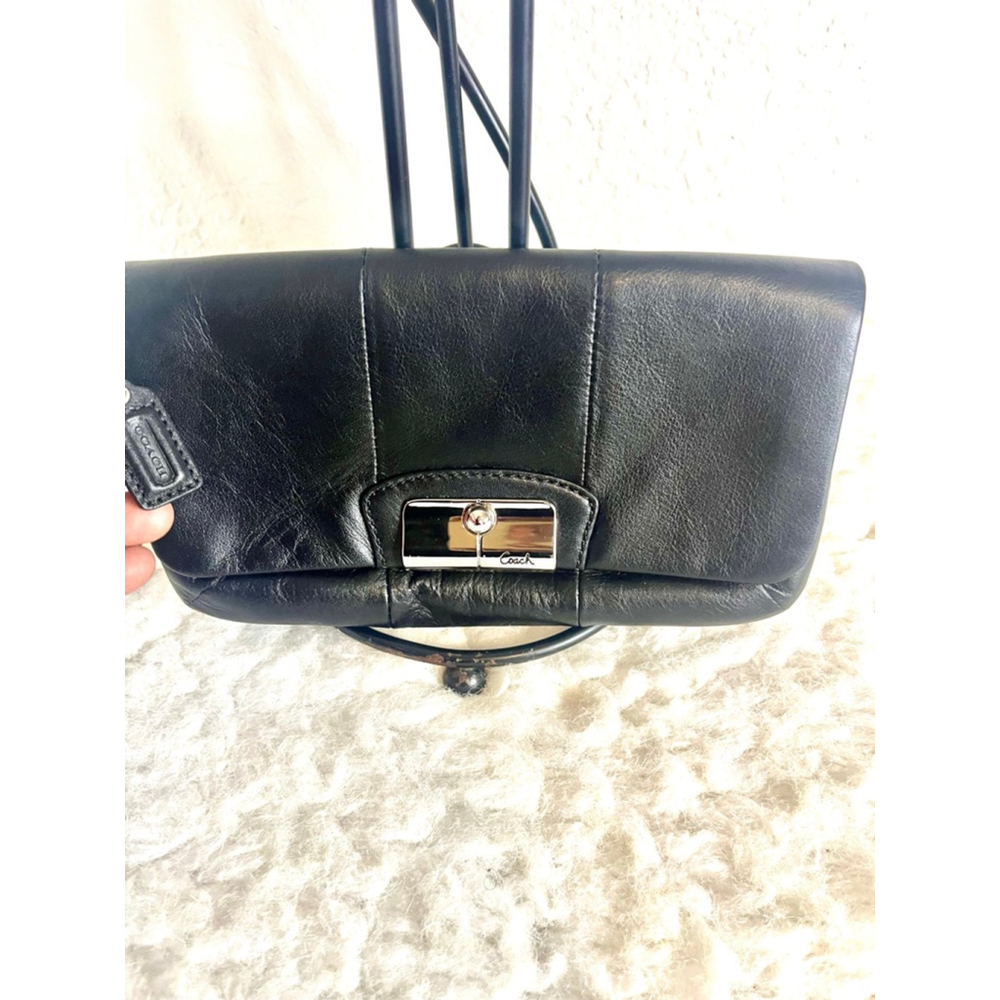 Coach Kristin Black Leather Buckle Flap Closure Clutch Wristlet Wallet - Picture 4 of 9